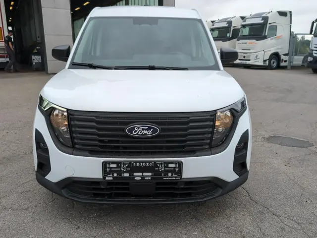 Ford Transit Courier 3 m³ van Bulbul Group, vooraanzicht